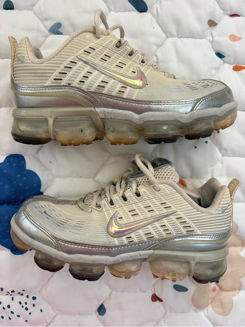 Iridescent Fossil Nike Vapormax 360 - Picture 3 of 6